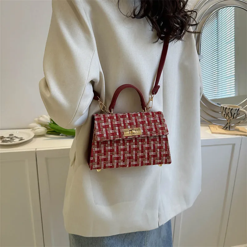 Casual crossbody minimalist shoulder bag in PU leather available in black white blue red for women