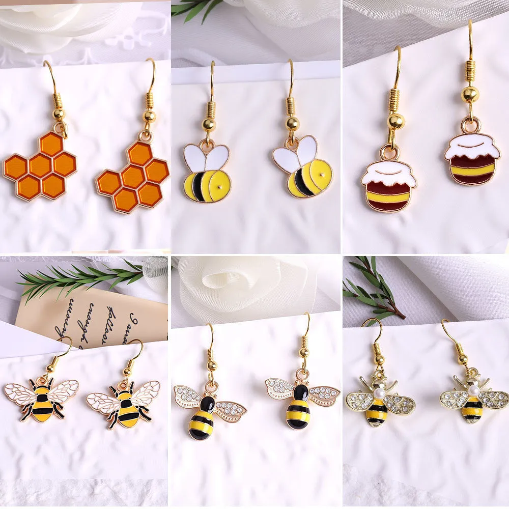 Cartoon bee creative earrings for women alloy electroplated finish pastoral style
