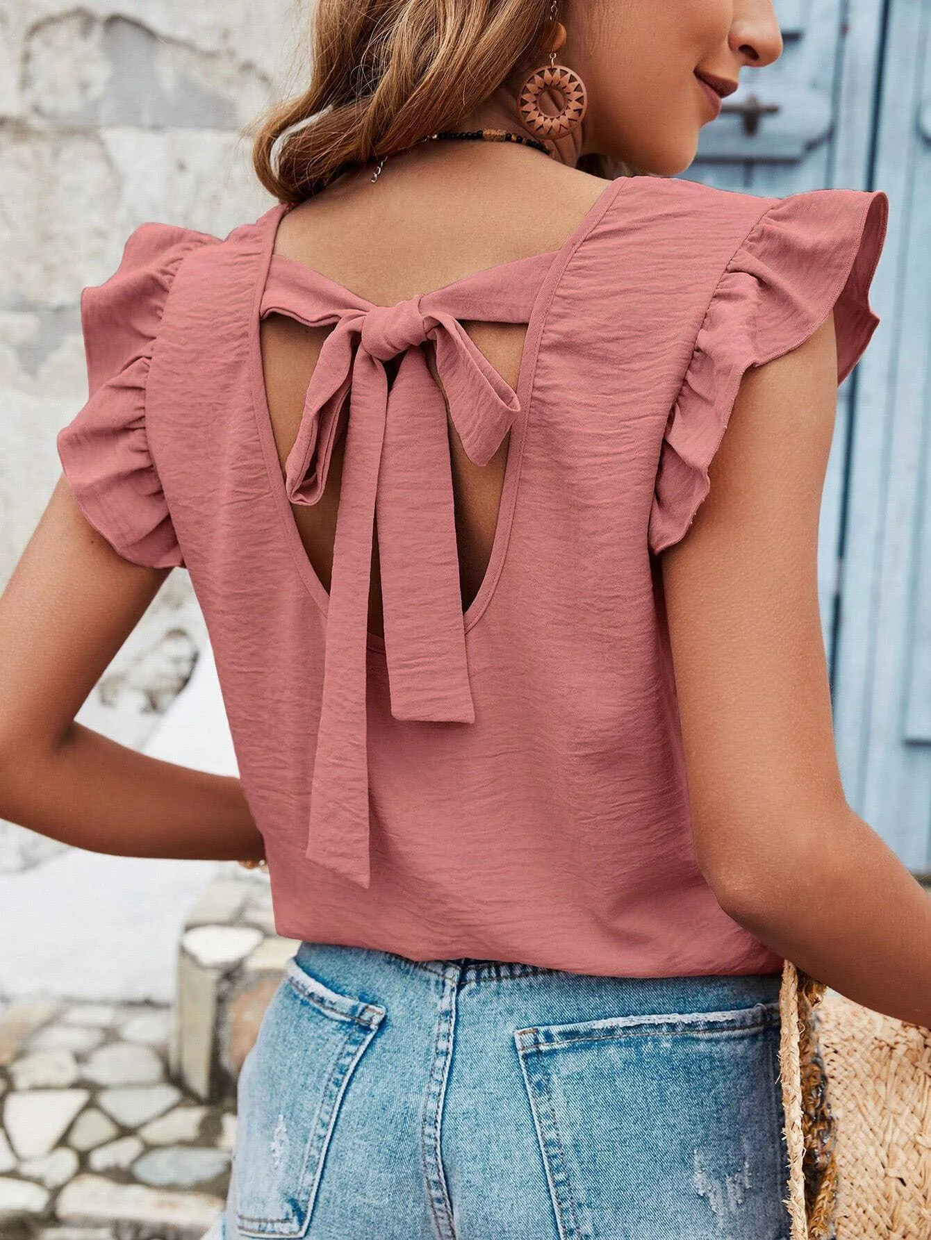 Women's solid colour round neck pullover blouse with ruffled sleeves and patchwork detail