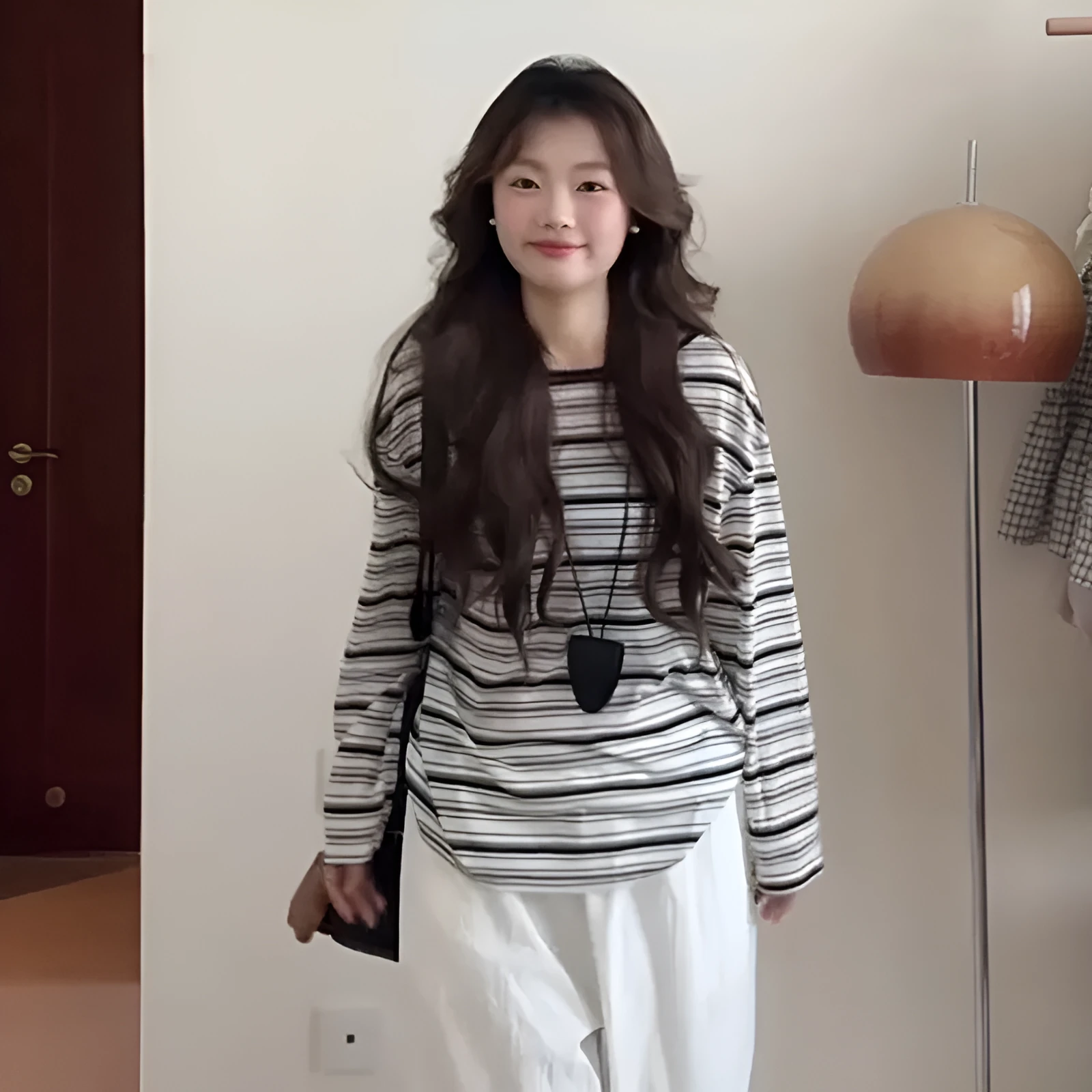 Striped long sleeve relaxed fit T-shirt in black stripes for sun protection, polyester fabric