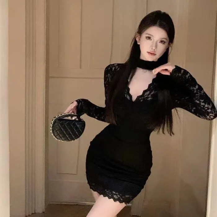 Women's black halter lace dress with high waist, A-line skirt, and integrated inner skirt.