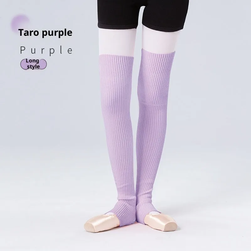 Solid colour viscose over-the-knee leg warmers in gray, pink, and black short and long lengths