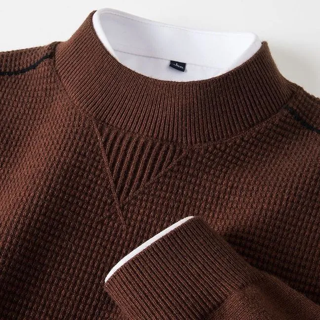 Men's wavy patterned pullover sweater in light green with stand collar and cotton lining