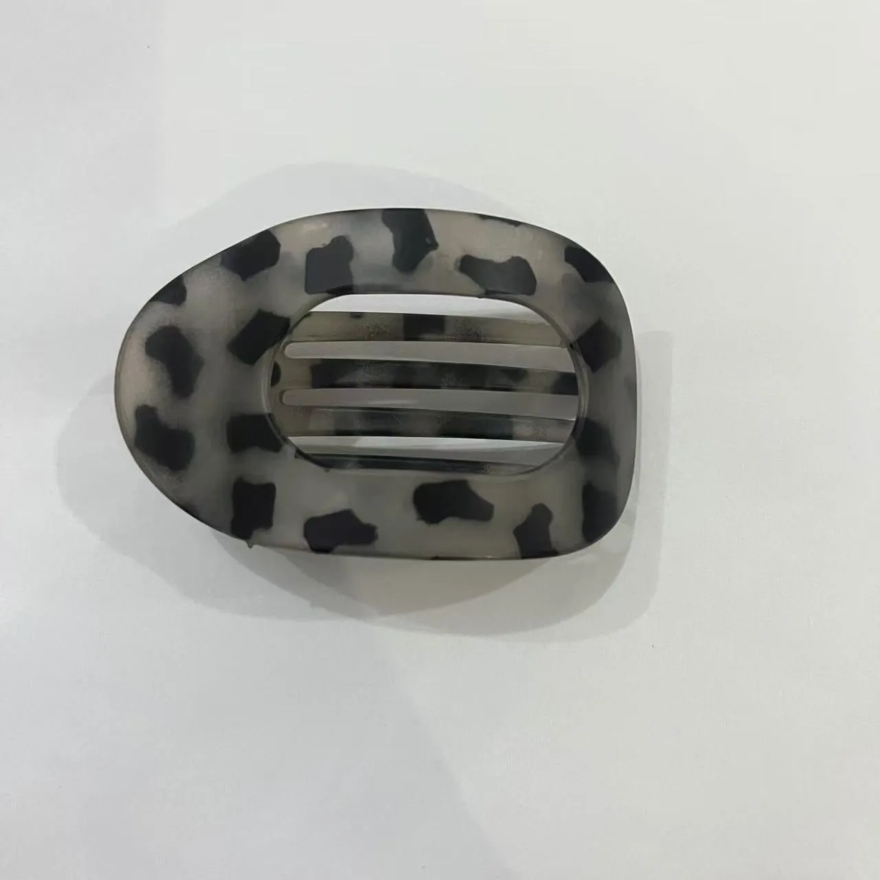 Large duckbill hair clip for women back head updo, matte black finish, baking varnish, simple quadrilateral shape