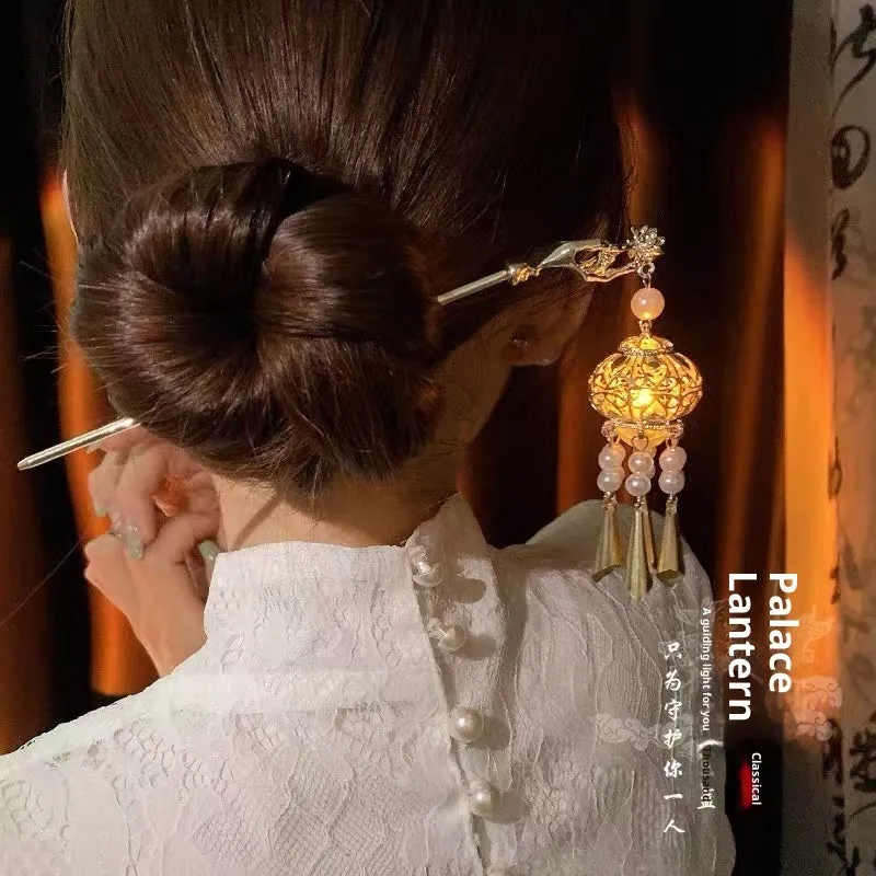 Ancient style light-emitting hairpin with dangling ornament in retro crown shape, electroplated alloy