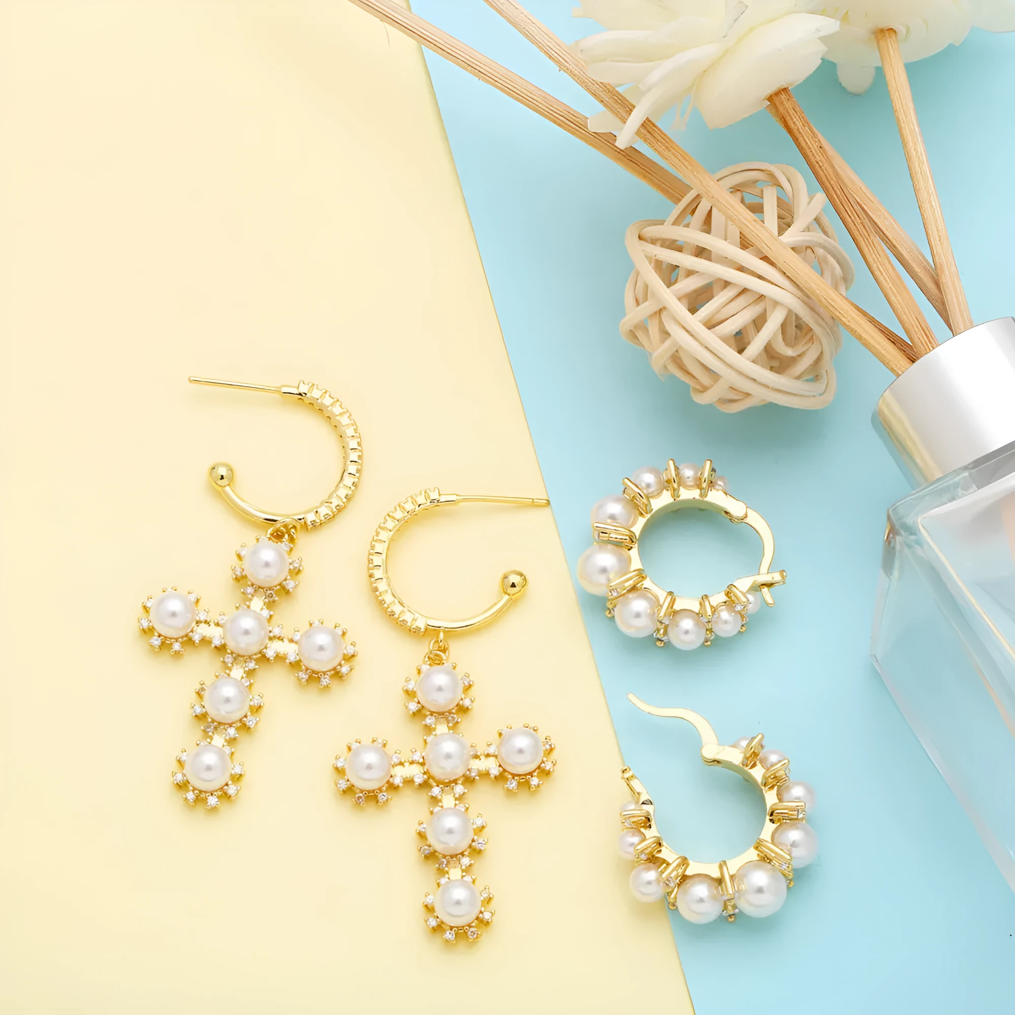 Women's copper geometric circle ear clip eardrops in two colour options