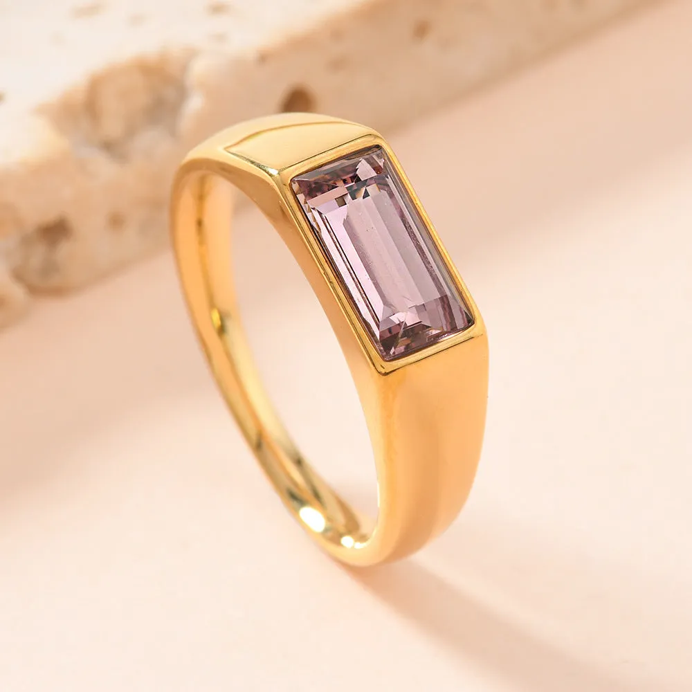 Rectangular colour rhinestone stainless steel ring with 18K gold plating in unisex sizes No 6-10