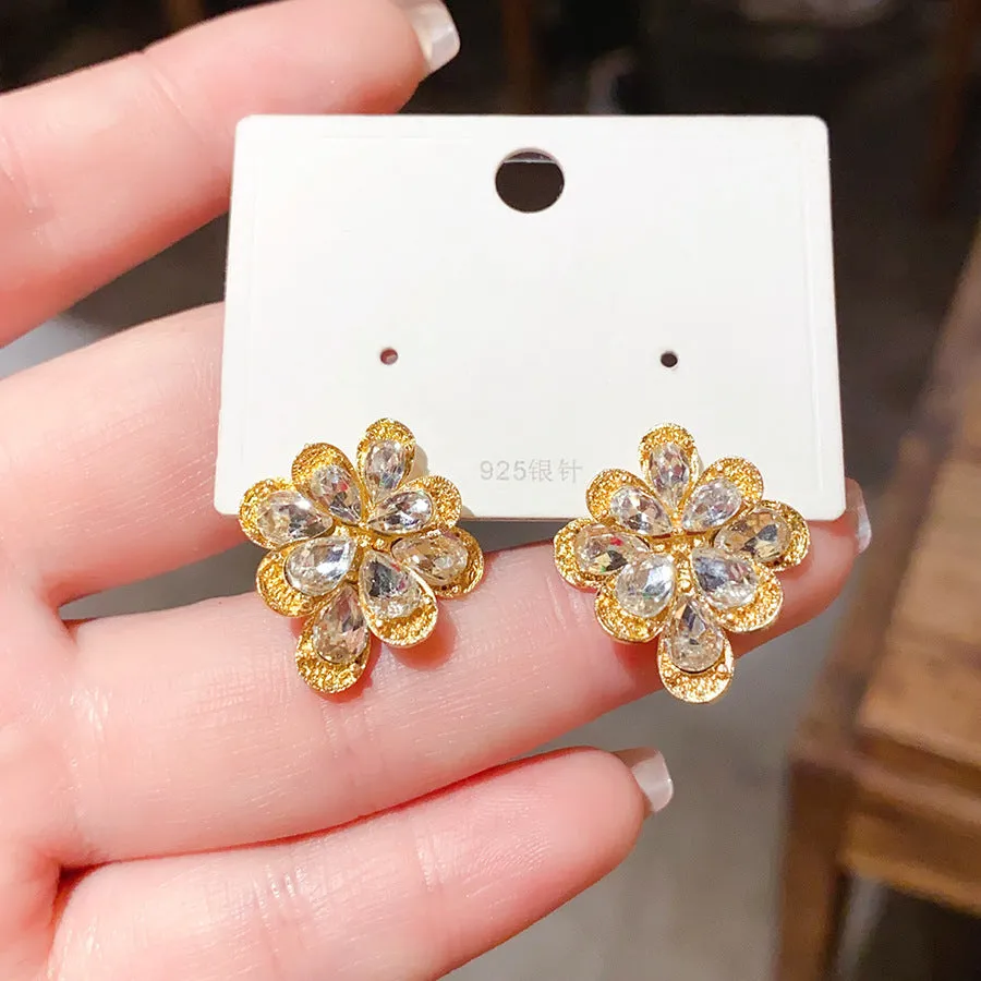 Light luxury heart-shaped zircon inlaid copper ear studs for women, gold, silver, purple, blue colours, geometric design