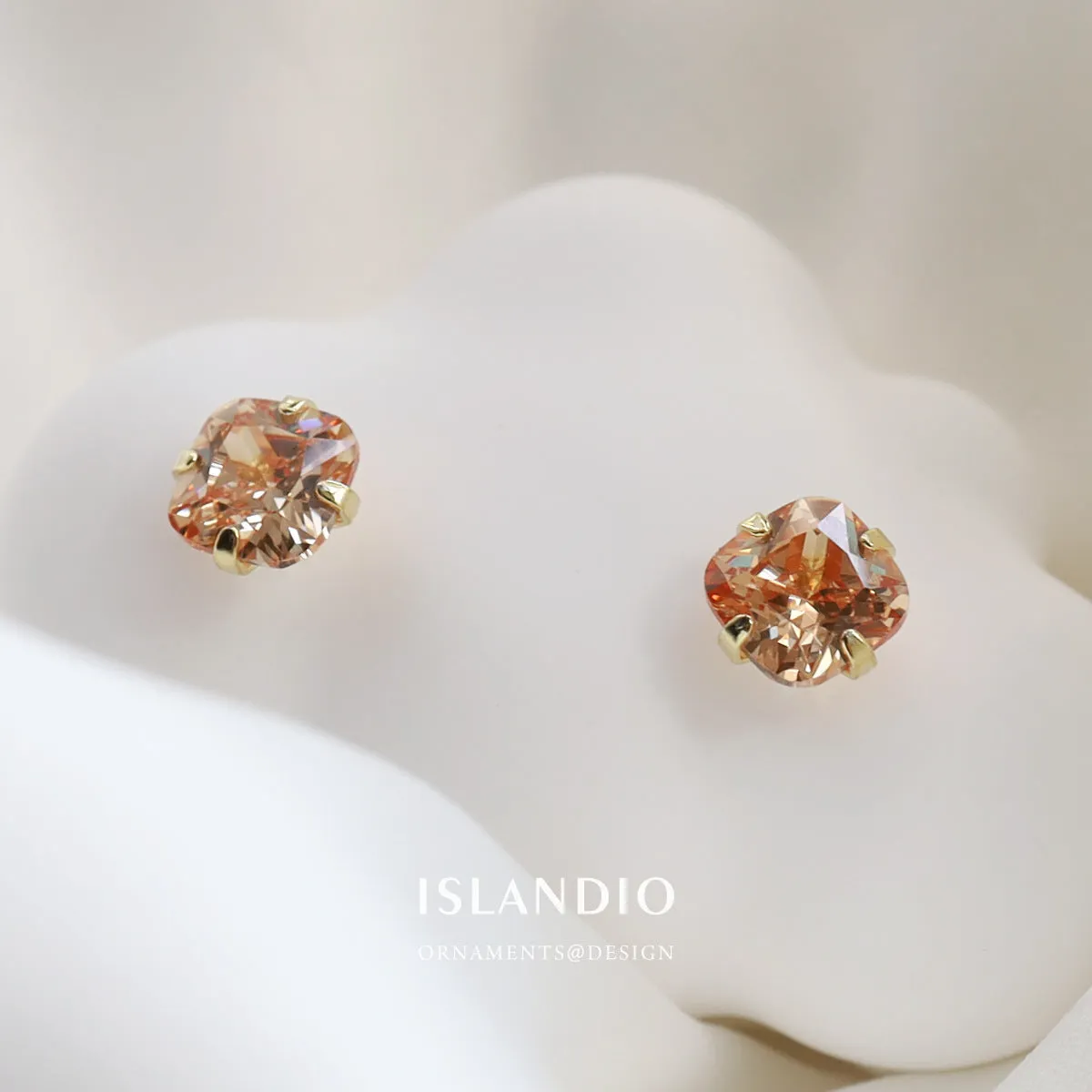 Citrine gemstone 925 sterling silver stud earrings with geometric cube sugar cut in champagne diamond gold colour