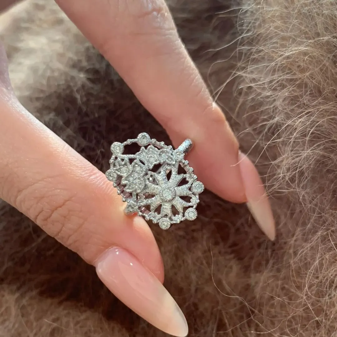 Adjustable copper ring with silver lace kaleidoscope design for women