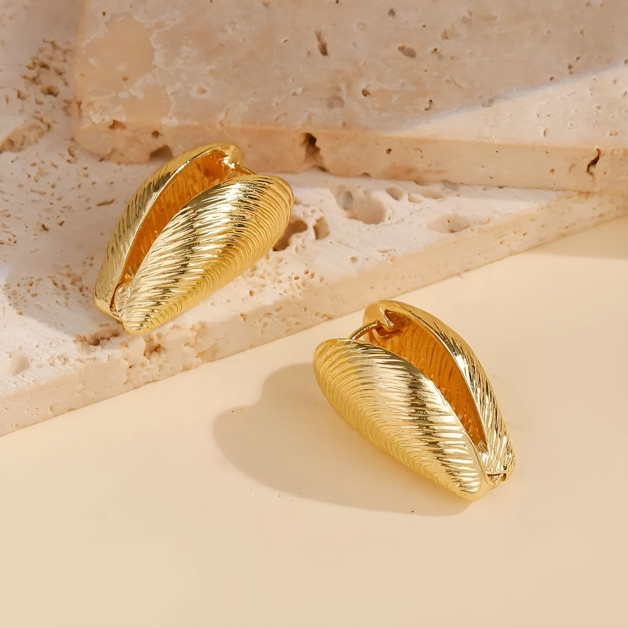 Gold shell thread geometric ear clips for women beach ocean vacation style