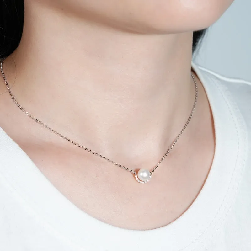 Women's 925 silver pendant necklace with pearl inlay and rhinestone accents in gold finish