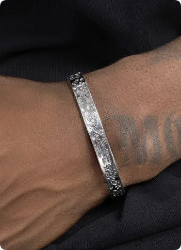 925 sterling silver graffiti bracelet for men with adjustable size and silver finish