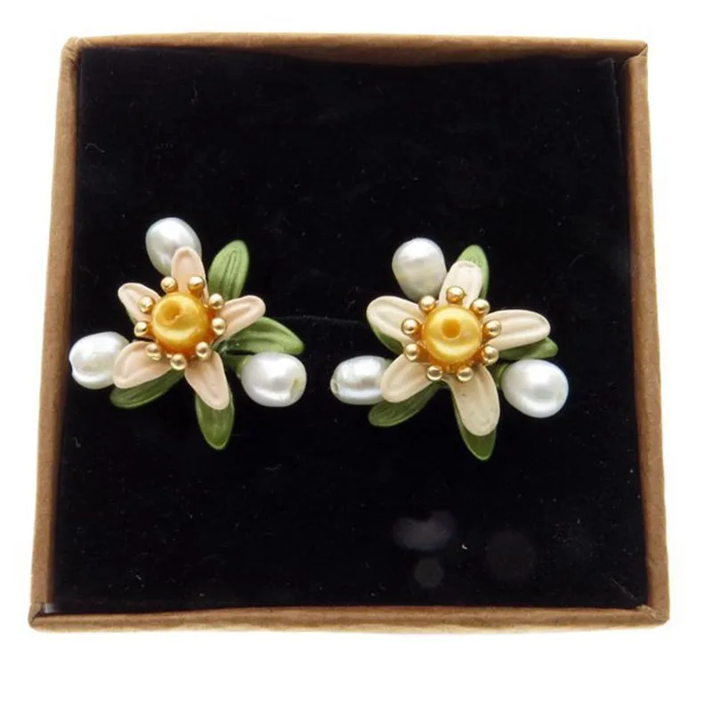 Women's retro orange blossom leaf earrings with freshwater yellow pearl and green varnish on silver alloy base