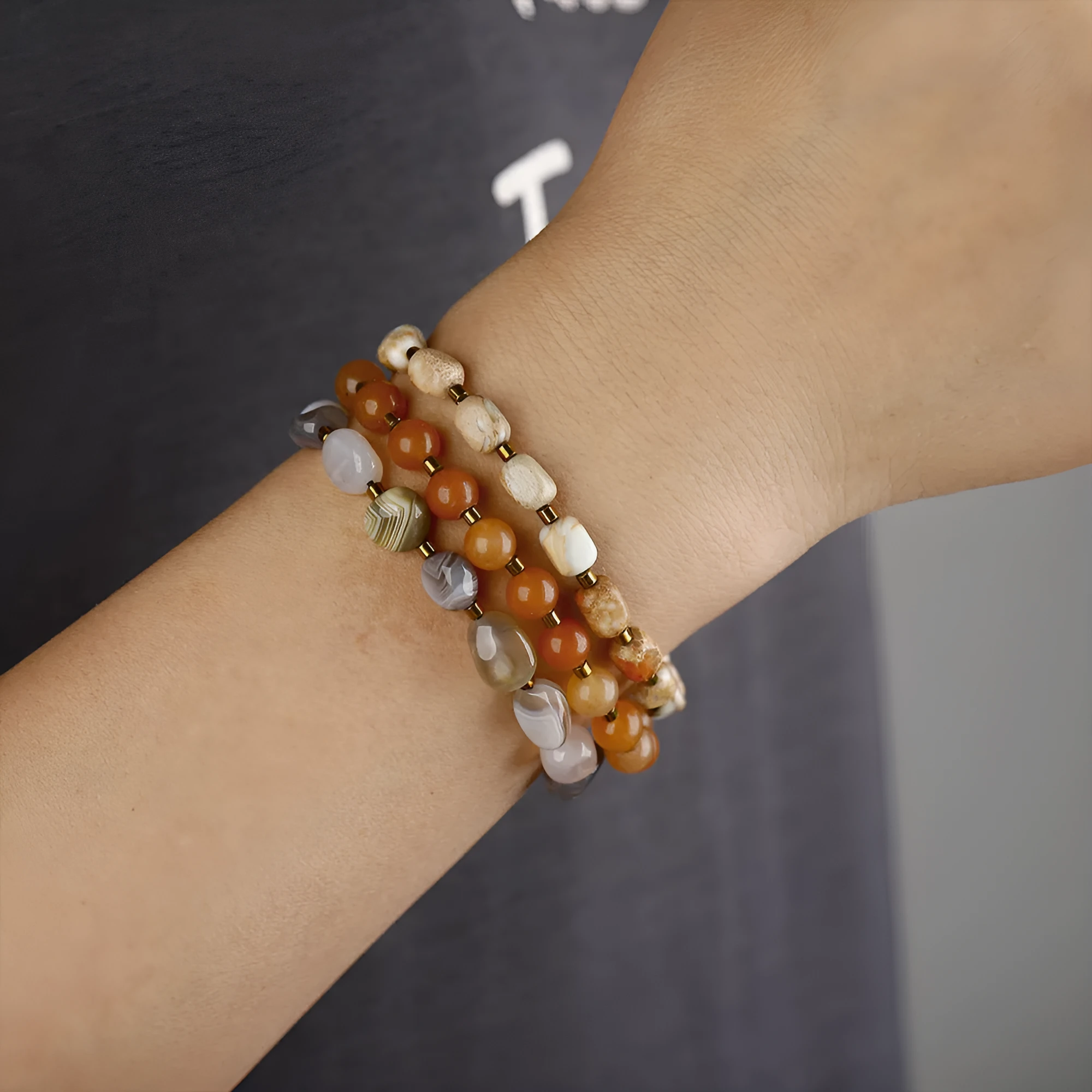 Hand-woven Persian Gulf agate multi-layer bracelet with geometry beads in colour 3790