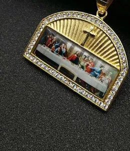 Titanium steel gold-plated thirteen apostles pendant necklace with gang drill texture on black background