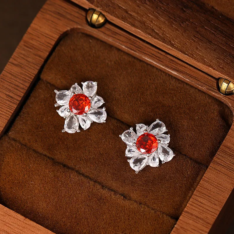 Retro geometric 925 silver earrings with white gold electroplating and pigeon red accents