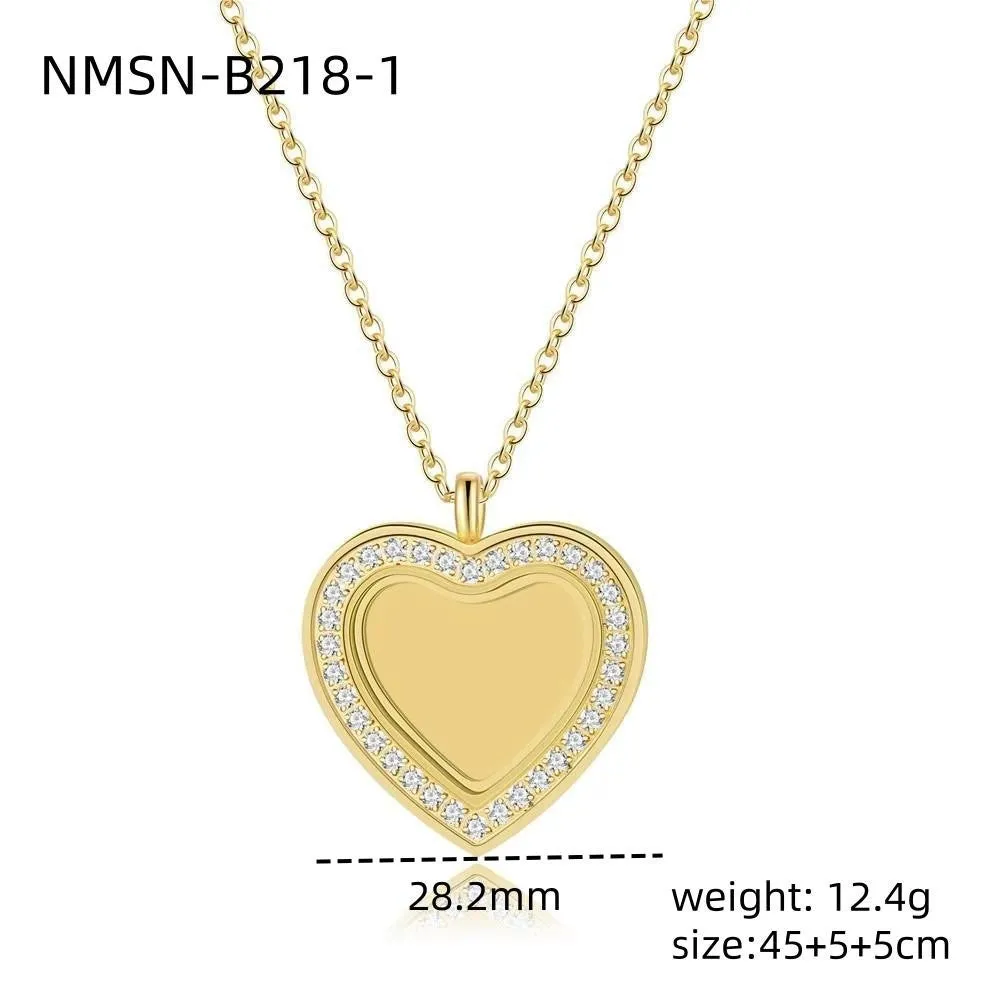 Geometric stainless steel necklace with 18K purity pendant in round shape on regular chain