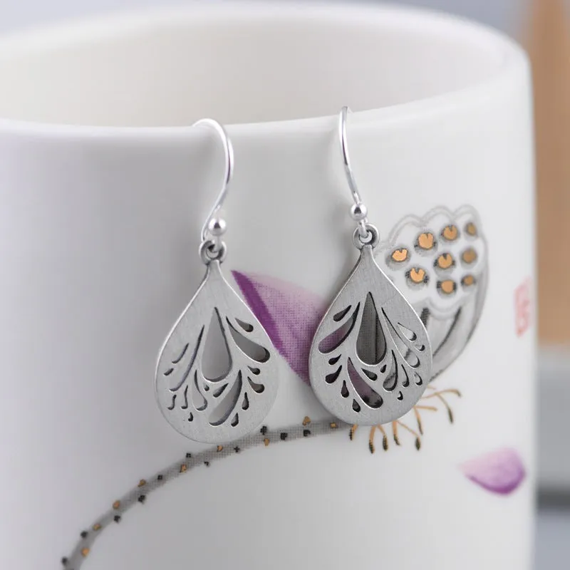 Retro hollow water drops earrings in 925 sterling silver with drop shape design