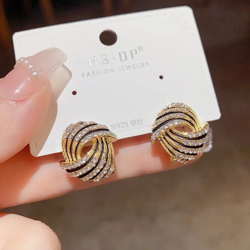 Super-flashing rhinestone ear studs with thick real gold plating on copper, geometric ring shape for women