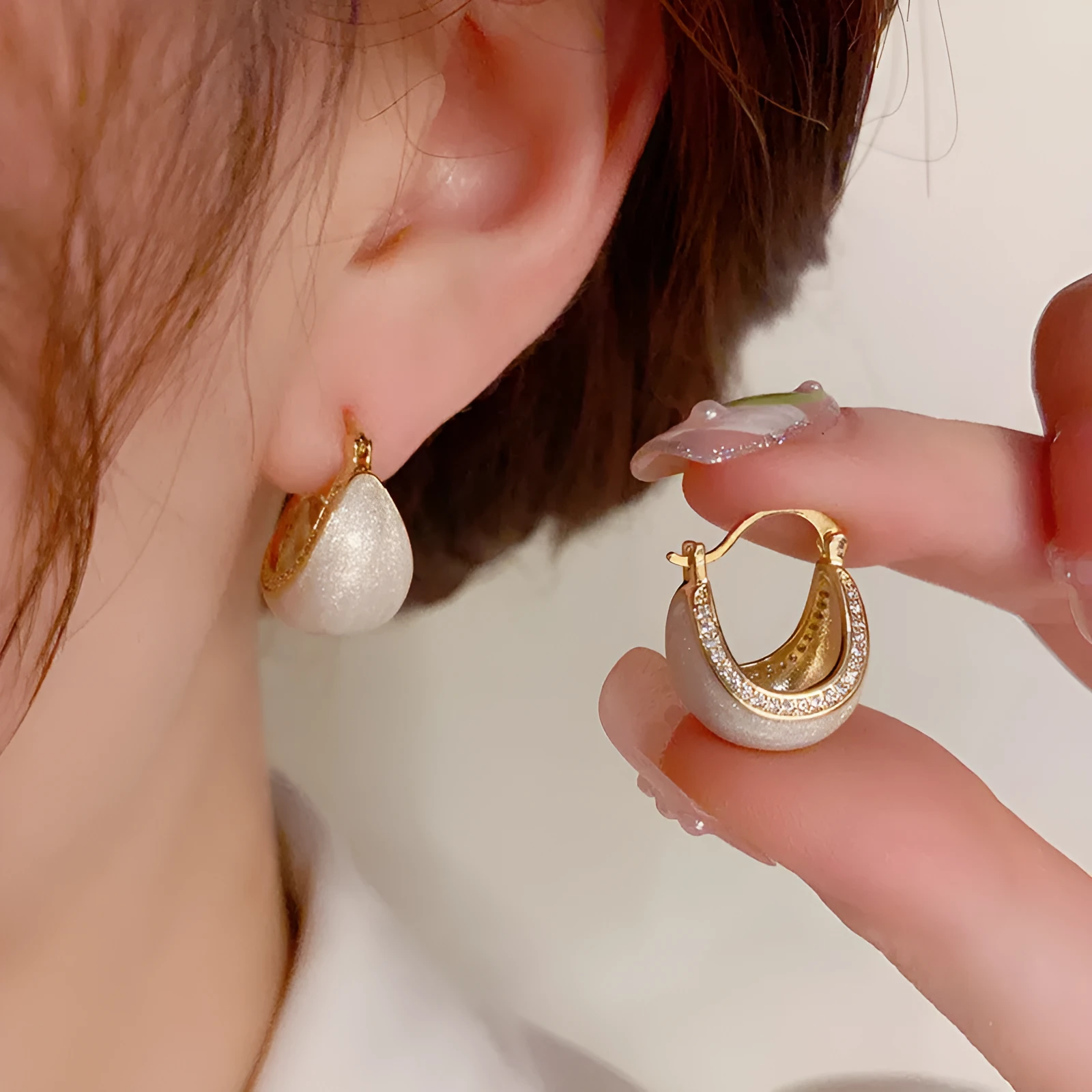 Retro geometric copper earrings with micro-inlaid drip design and real gold plating in white finish