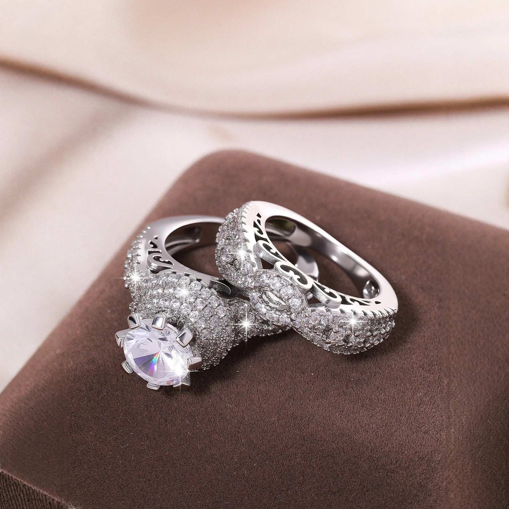 Alloy fashion ring for women with polished finish in Style1 option