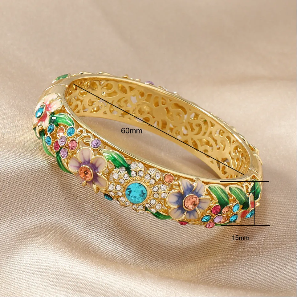 Woven vintage hollow bracelet in copper alloy with auspicious pattern, ethnic style, available in red