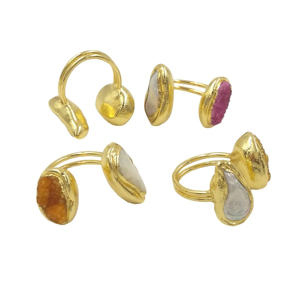 Artistic retro adjustable copper ring for women with geometric double ring style and electroplated finish in yellow colour