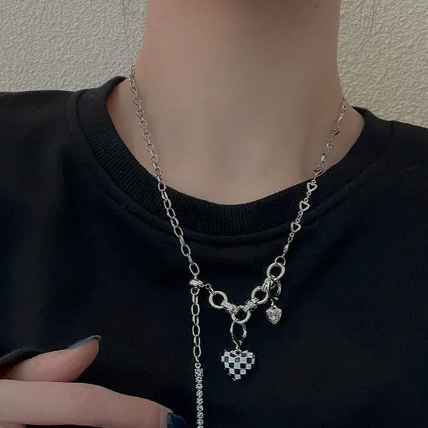 Normcore double-layer necklace for women with retro rhinestone geometric pendant and alloy chain