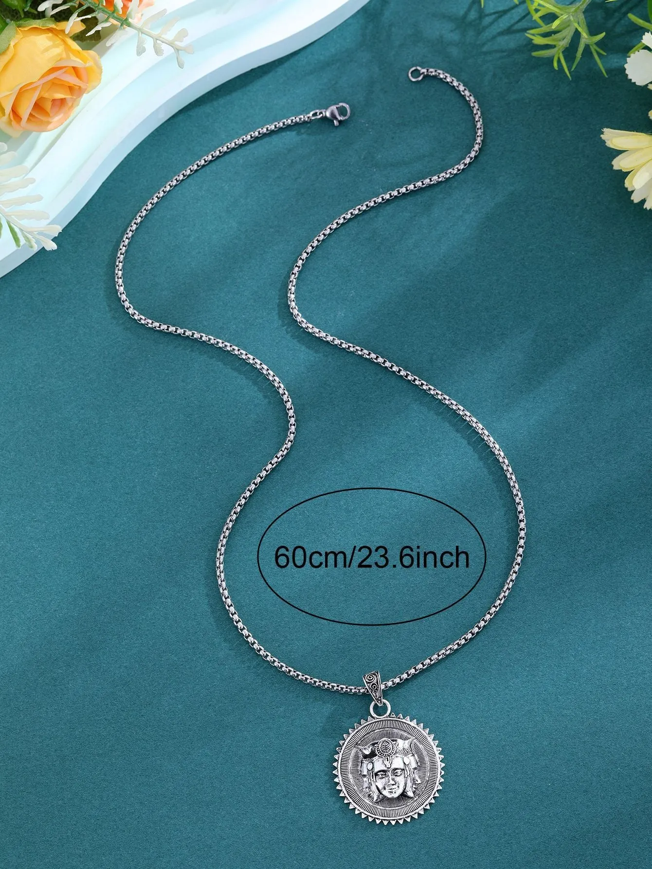 Silver metal head pendant sweater chain necklace for men, 55cm length