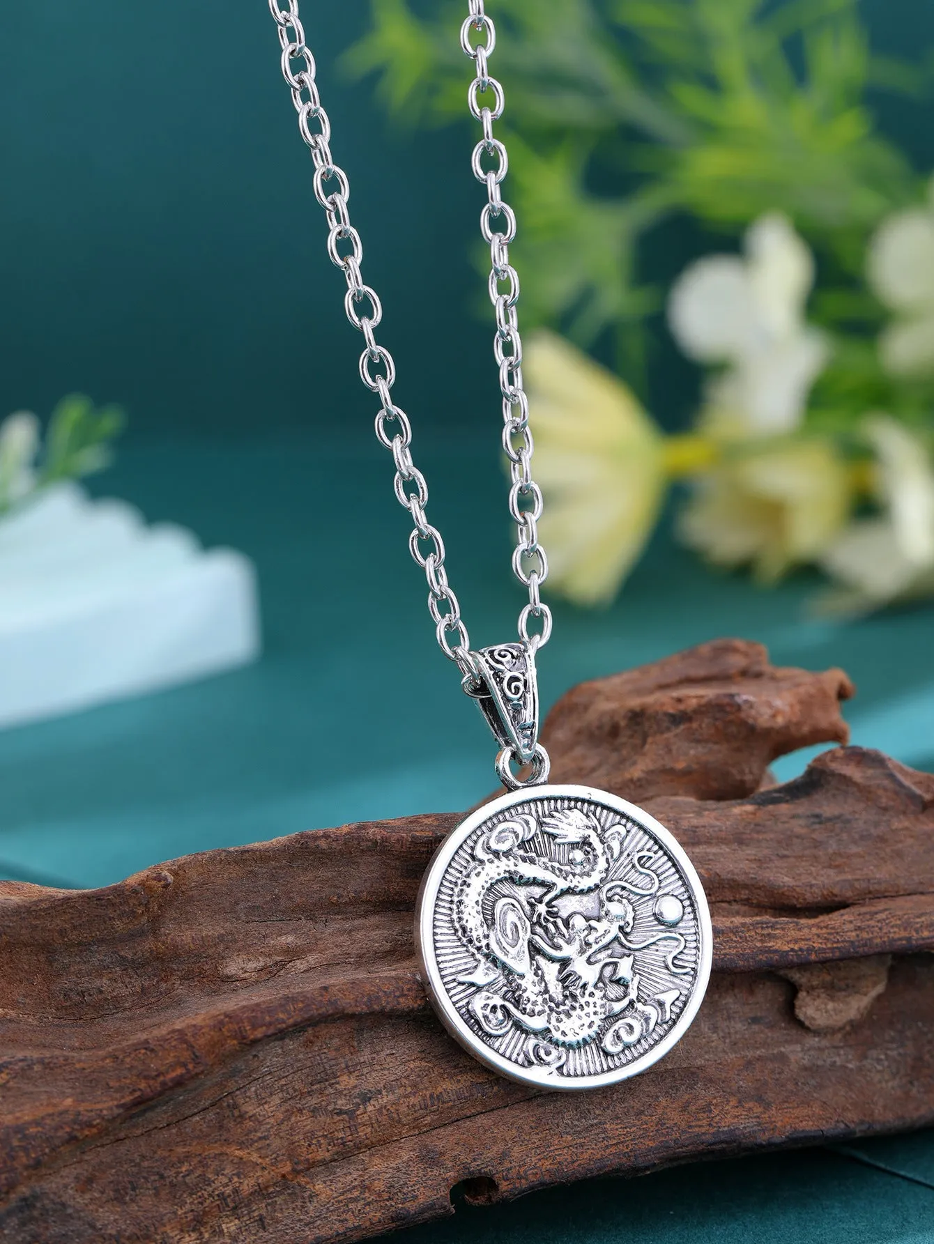 Retro titanium steel round hip hop style pendant in gold colour