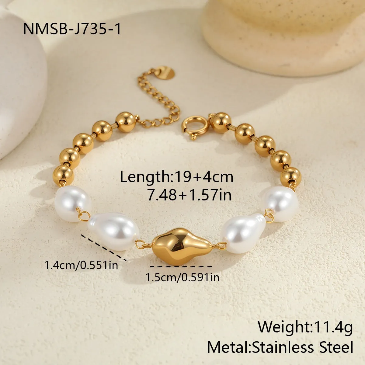 Women's heart shape baroque pearl bracelet with diamond detail in stainless steel 18K electroplated finish