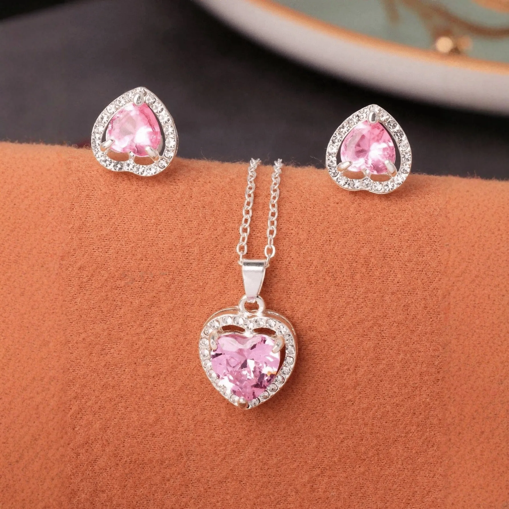 Pink crystal zircon heart-shaped pendant dangle drop earrings set on white background