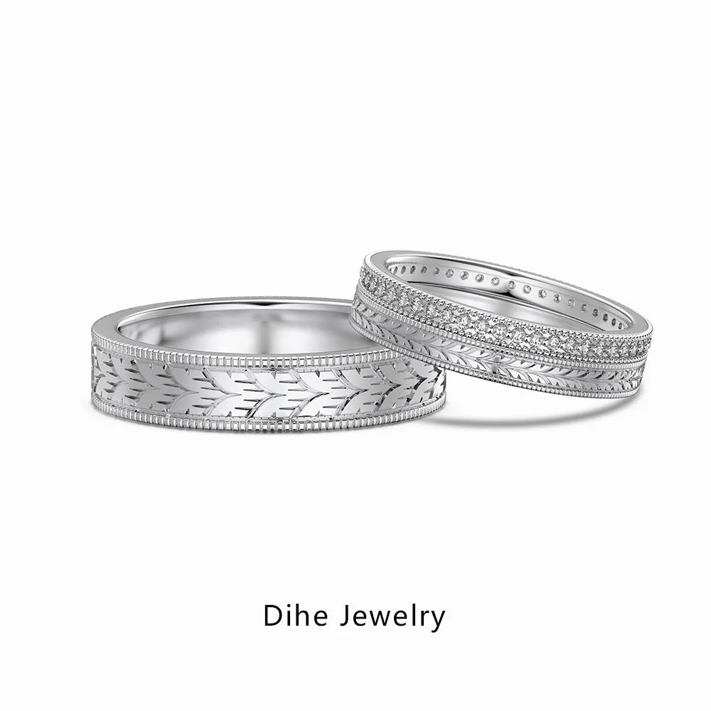 Sterling silver ring with electroplated platinum finish, geometry shape, round element, unisex size option.