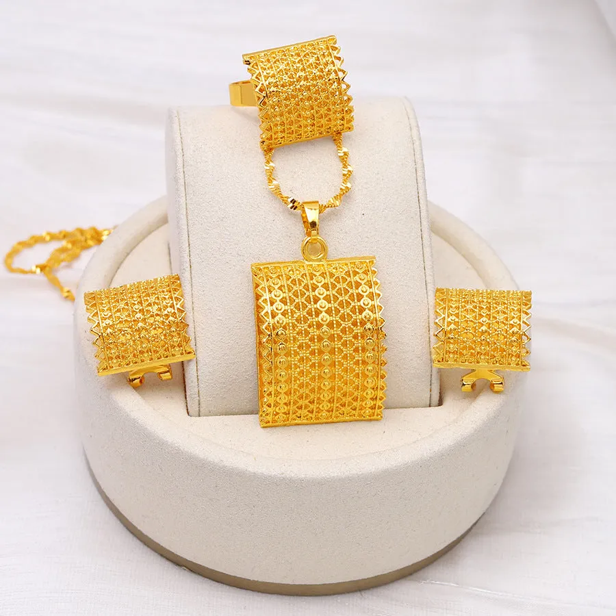 Golden copper bridal jewellery set showing necklace, earrings and ring for wedding