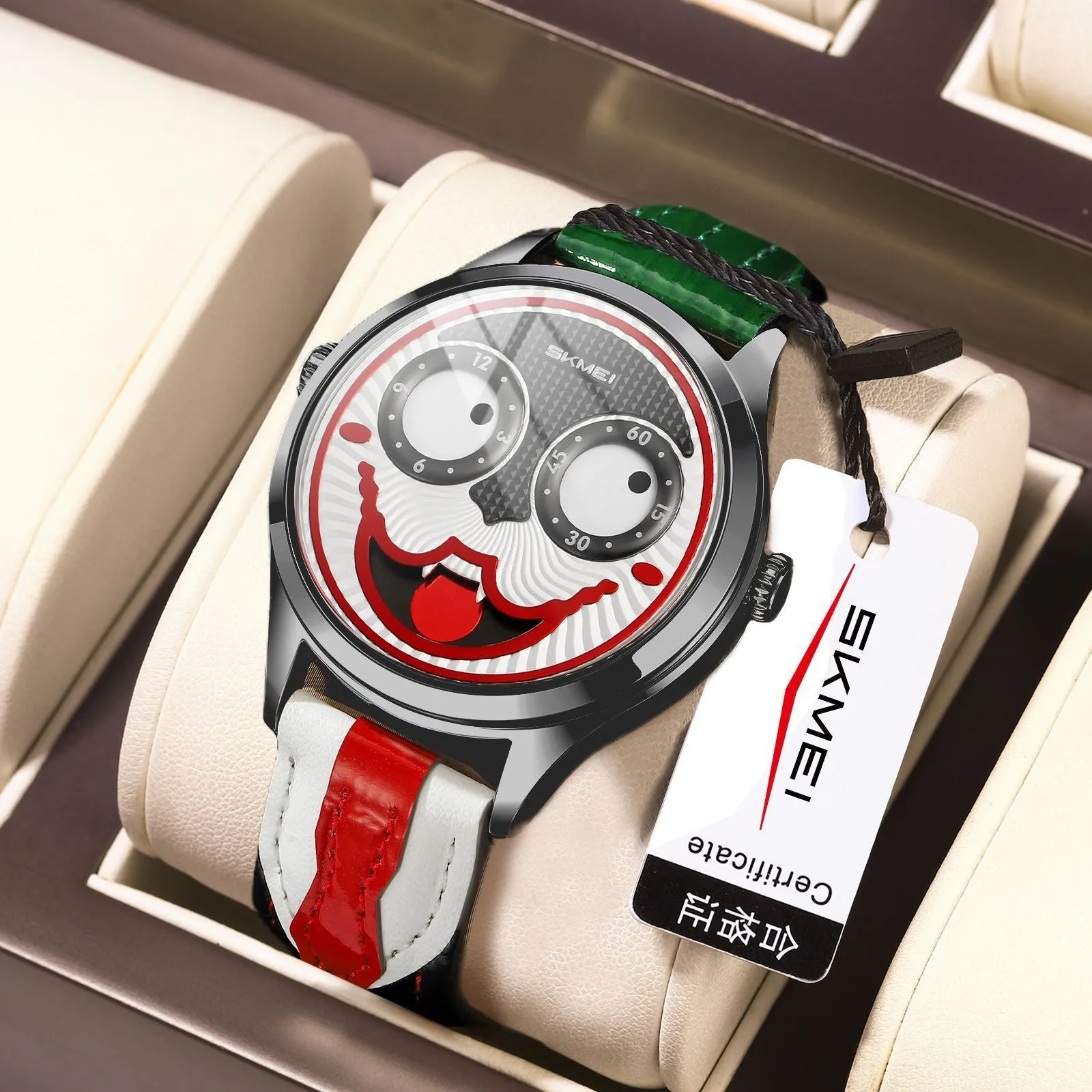 SKMEI men's round analogue watch with clown dial, black strap, and alloy case