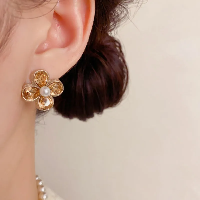 Coffee colour rhinestone pearl petal stud earrings with real gold plating on copper base