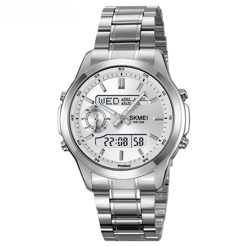 Men's luminous steel strap watch with multifunctional dial in gold finish