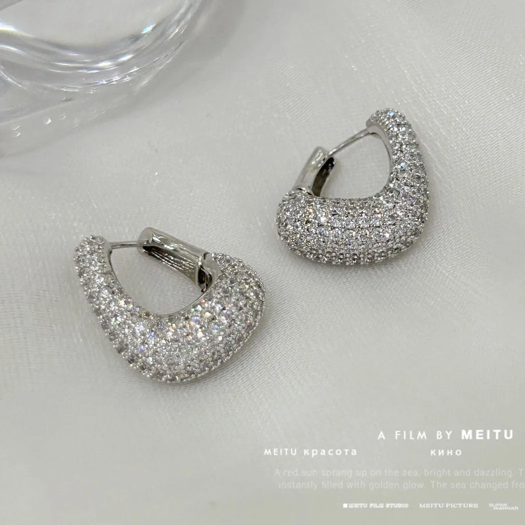 Women's water drop geometric earrings copper-plated gold electroplated finish white gold or 16K gold plating