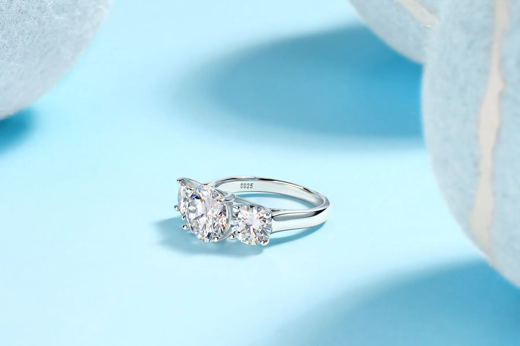 Three Lives Of Fortune wedding ring set with 3-carat moissanite in platinum-plated S925 silver, gift boxed with GRA certificate