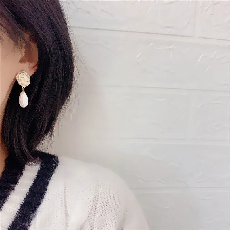 Water drop pearl earrings with micro-inlaid zircon, geometric shape, copper electroplated silver needle finish