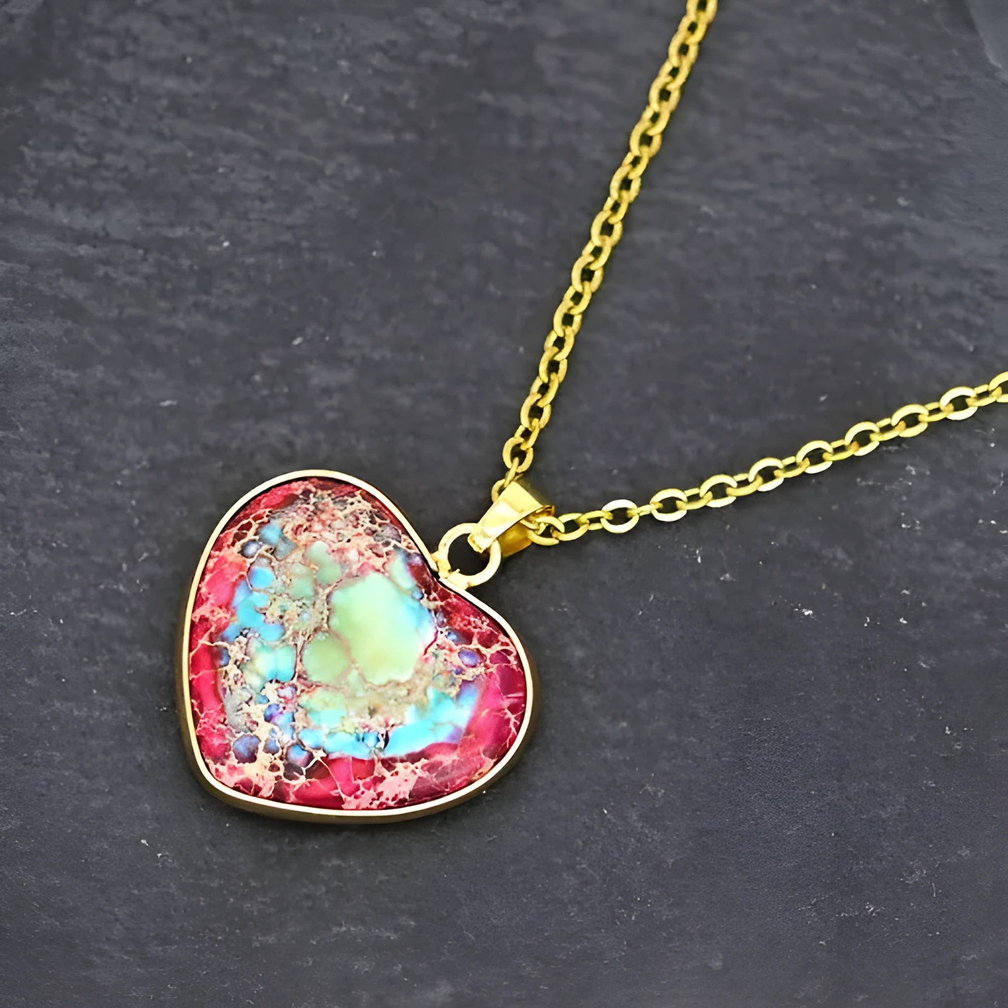 Natural stone heart-shaped pendant necklace in red and blue colours