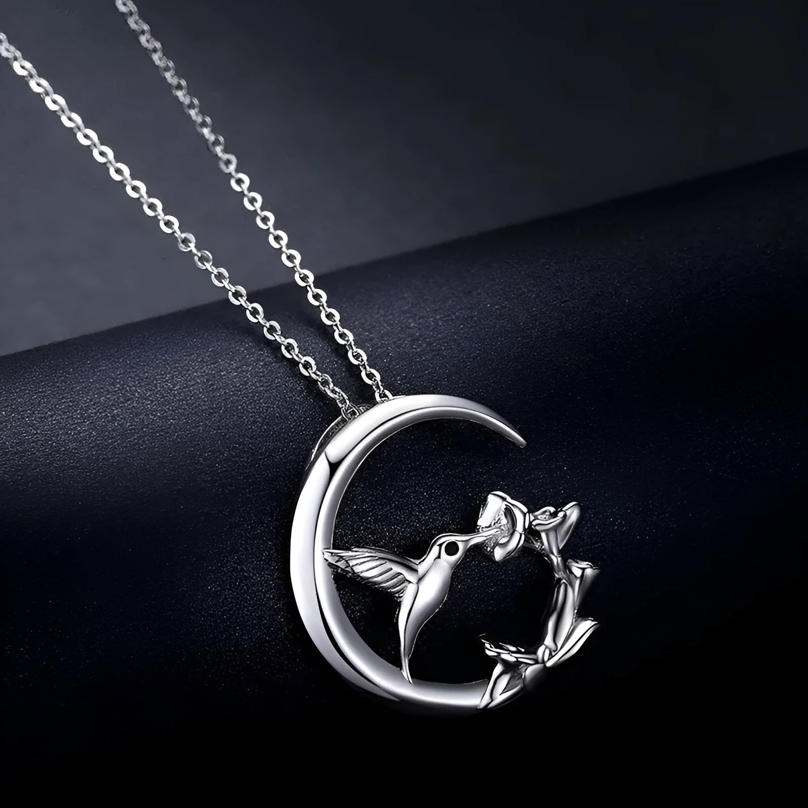 Copper O-link chain necklace for women with morning glory blossom and hummingbird pendant in platinum white gold colour