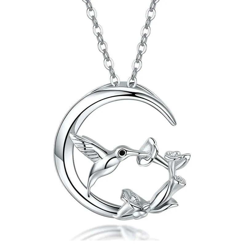 Copper O-link chain necklace for women with morning glory blossom and hummingbird pendant in platinum white gold colour