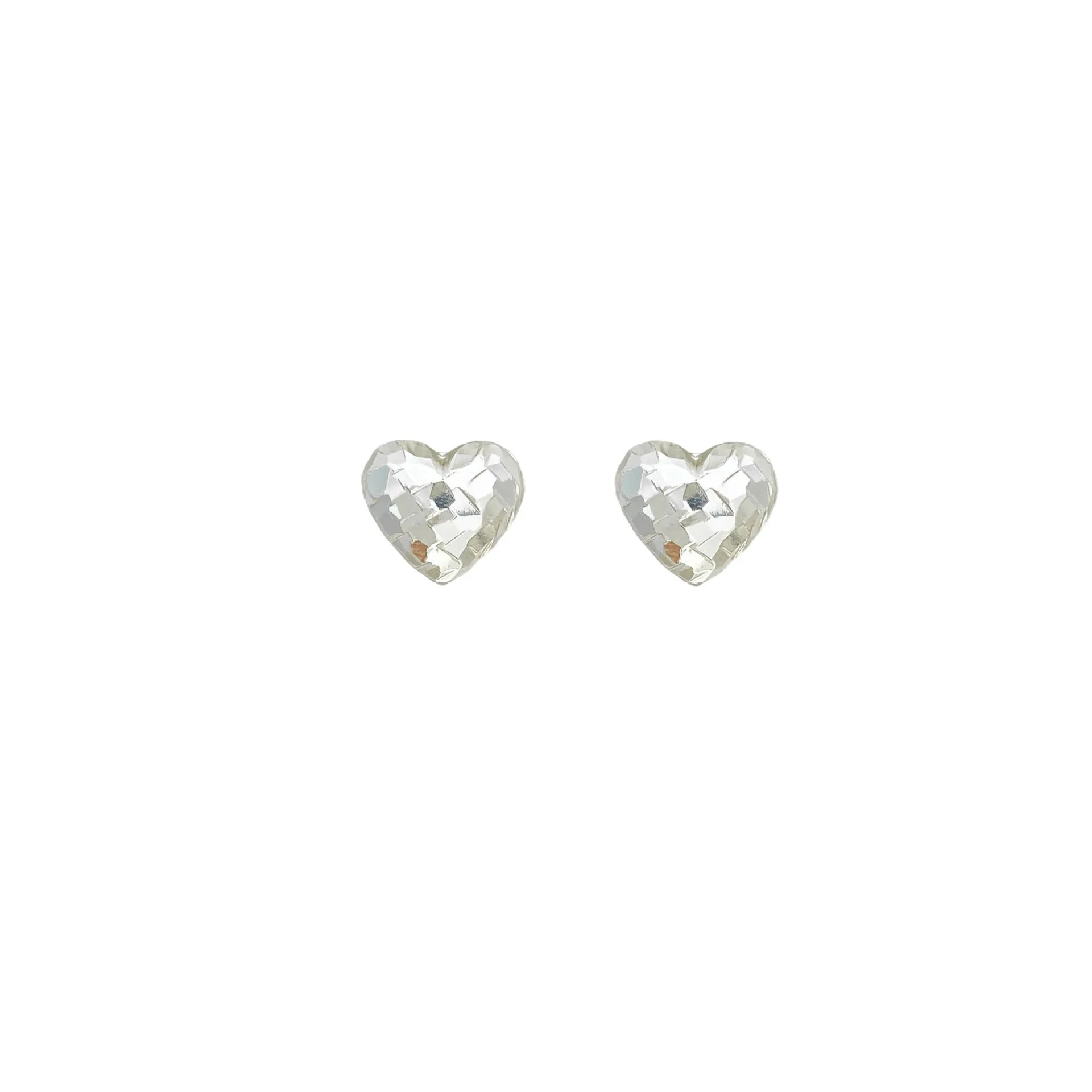 Gold copper heart shaped ear clips without ear holes on non-pierced earlobe, simple style