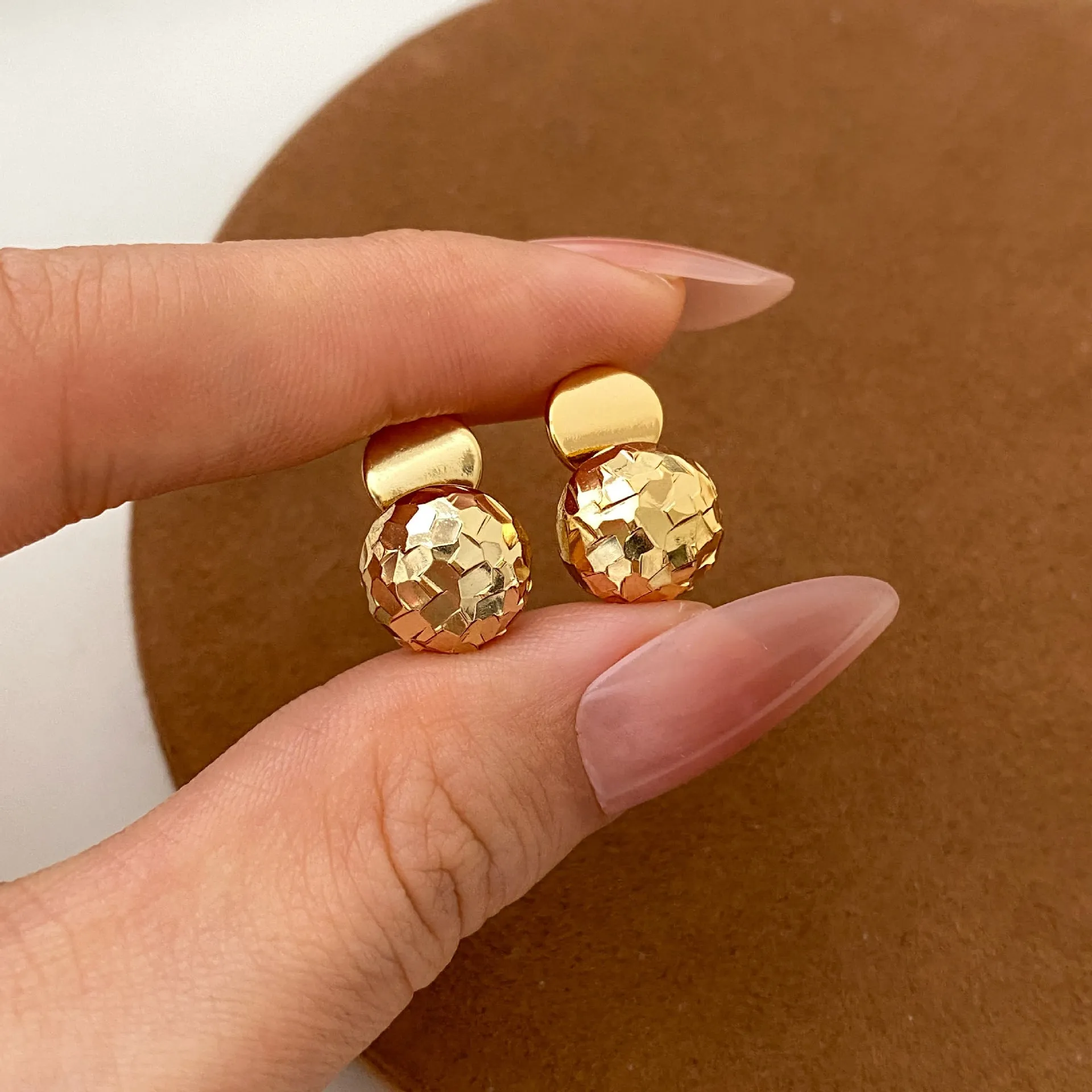 Gold copper heart shaped ear clips without ear holes on non-pierced earlobe, simple style