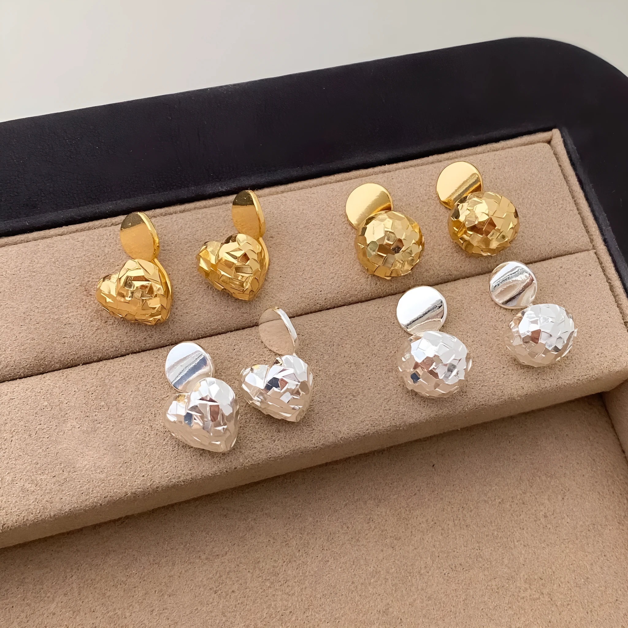 Gold copper heart shaped ear clips without ear holes on non-pierced earlobe, simple style