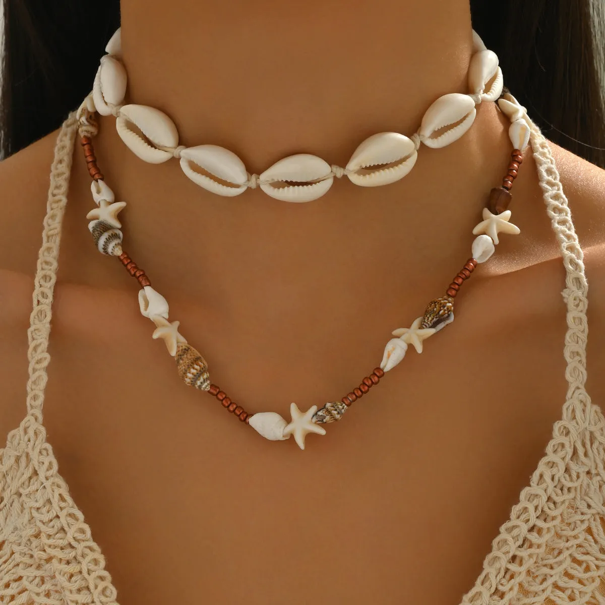 Handmade geometric shell necklace for women in X1900 colour with regular chain