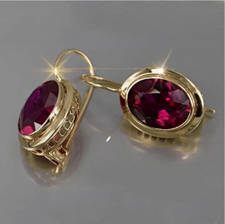 Minimalist hollow oval gemstone earrings in silver colour with geometric design and alloy construction