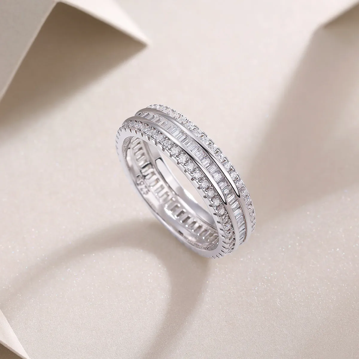 Moissanite wedding ring set with S925 silver and platinum plating, stone under 0.1 carat, in gift box